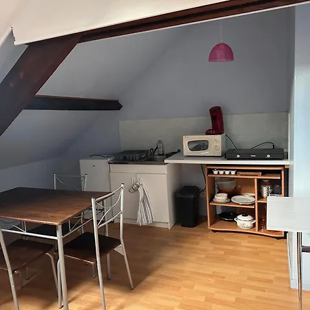 Homestay Les Coulisses *