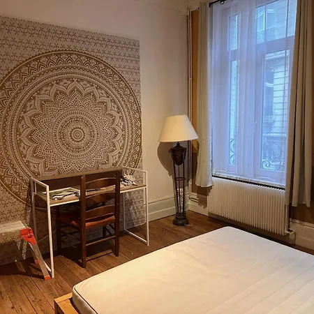 Les Coulisses Homestay